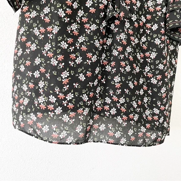 Max Studio Black Floral Blouse - Picture 4 of 8